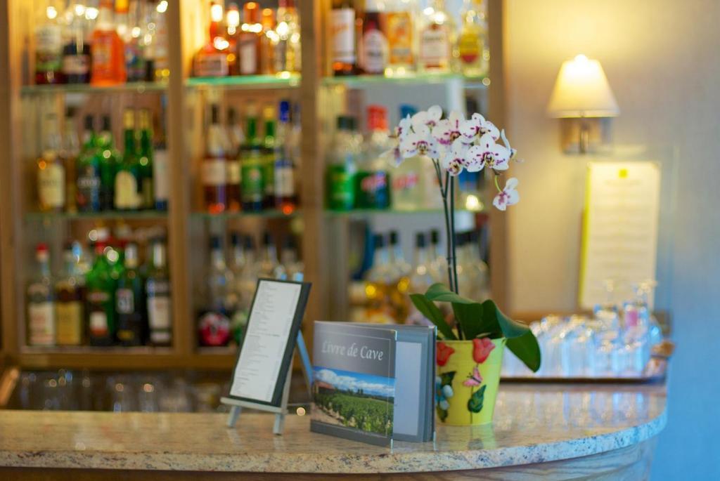 Logis Hotel Restaurant La Porte Des Cevennes Anduze Εξωτερικό φωτογραφία